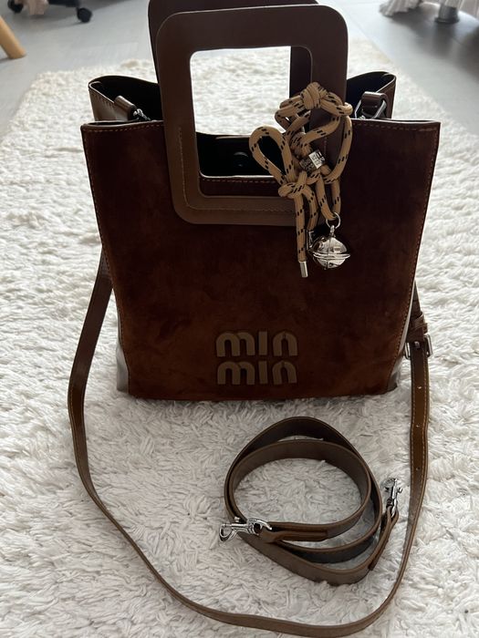 Дамска чанта нова с естествен велур в кафяв цвят  Min Min