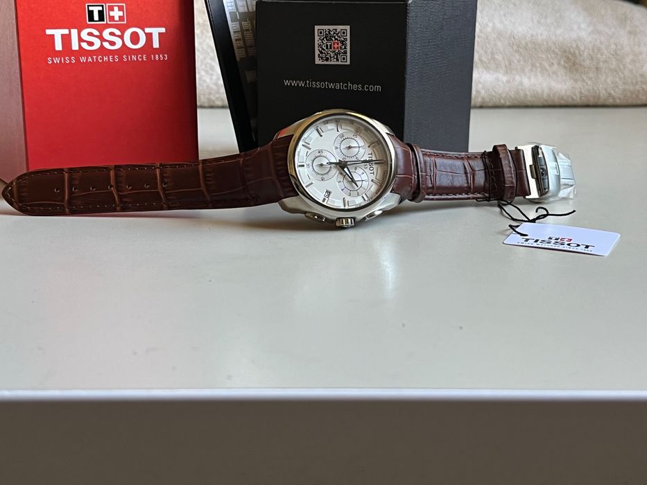 Ceas Tissot Couturier Chronograph, curea piele maro