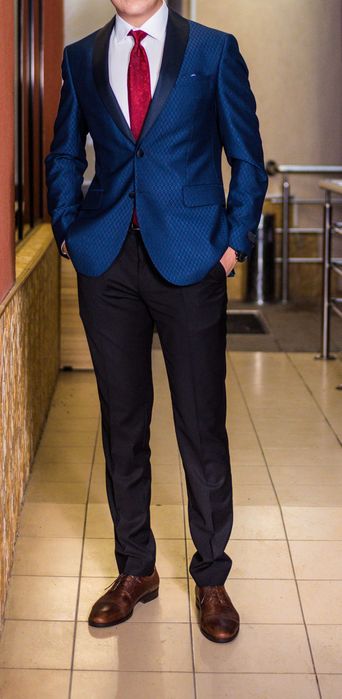 Costum Kigili marimea 50