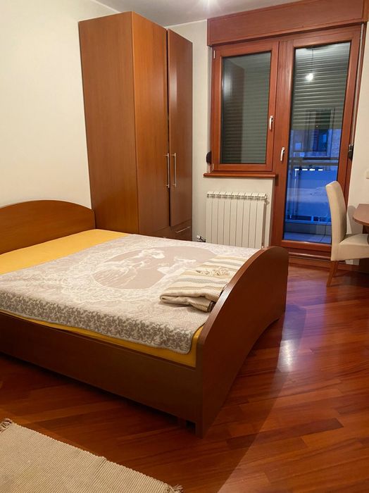 Дава се под наем Тристаен апартамент в София, Надежда 3 - 100 кв.м за 459 € - Снимка #2