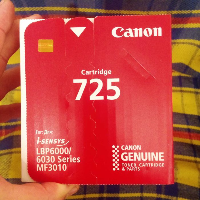 картридж Canon 725 черный новый оригинал
