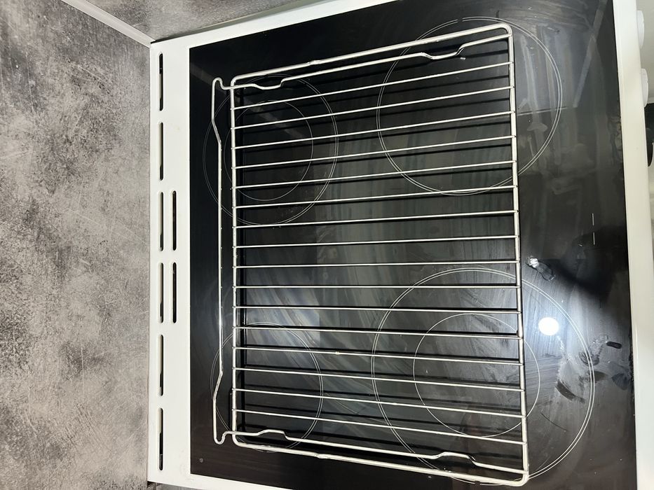 Печка с керамичен плот Горенйе! като нов