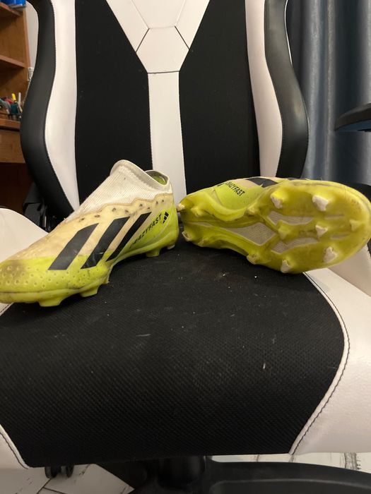 Adidas pentru fotbal