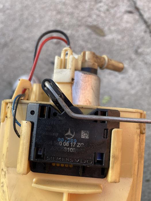 Pompa motorina Rezervor Mercedes w212 e class w204 c class diesel