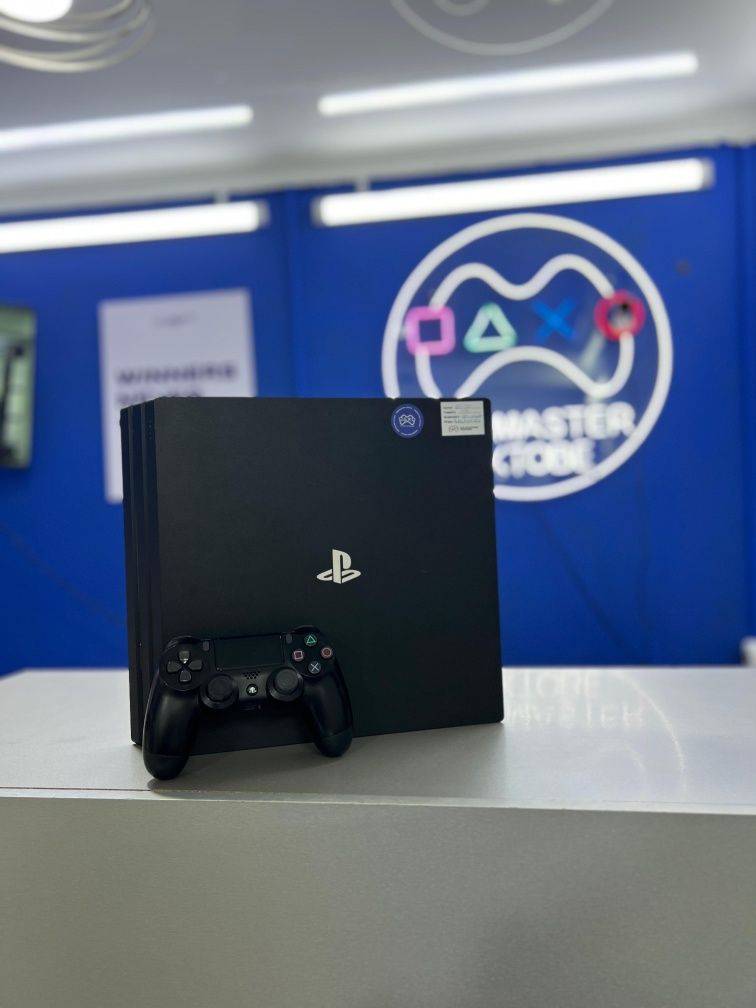 Playstation 4 Pro (игры в подарок)