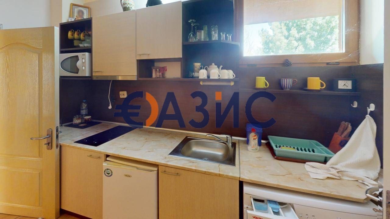 Продава се Двустаен апартамент в к.к. Слънчев бряг - 88 кв.м за 773 €/кв.м - Снимка #3