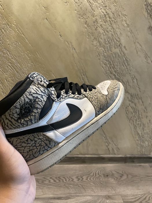 Jordan 1 Mid White Cement