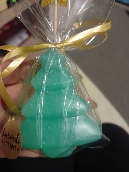 Натурални ръчно изработени сапуни