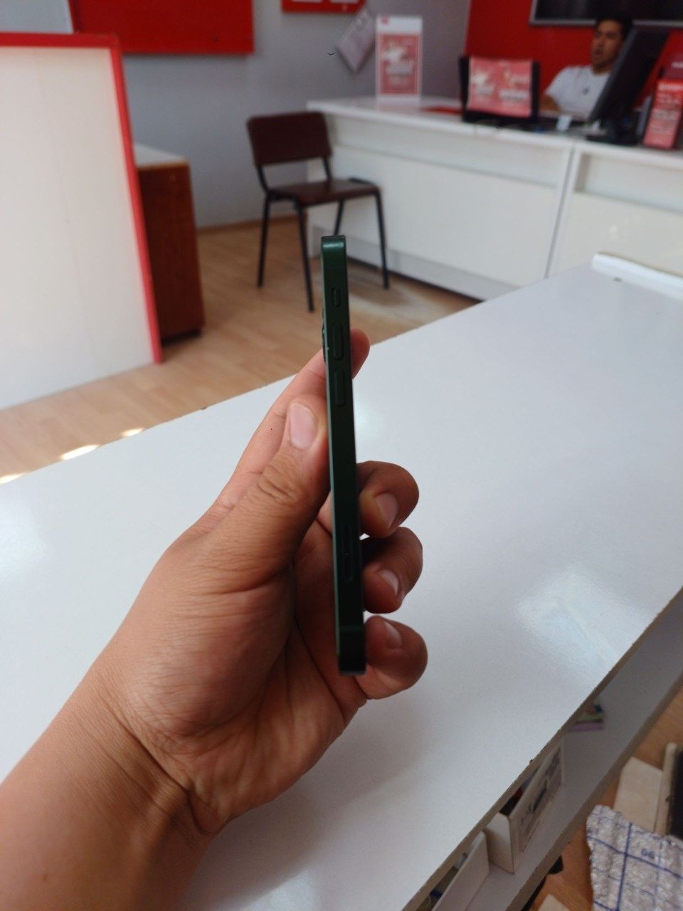 iPhone 13 Mini iCloud