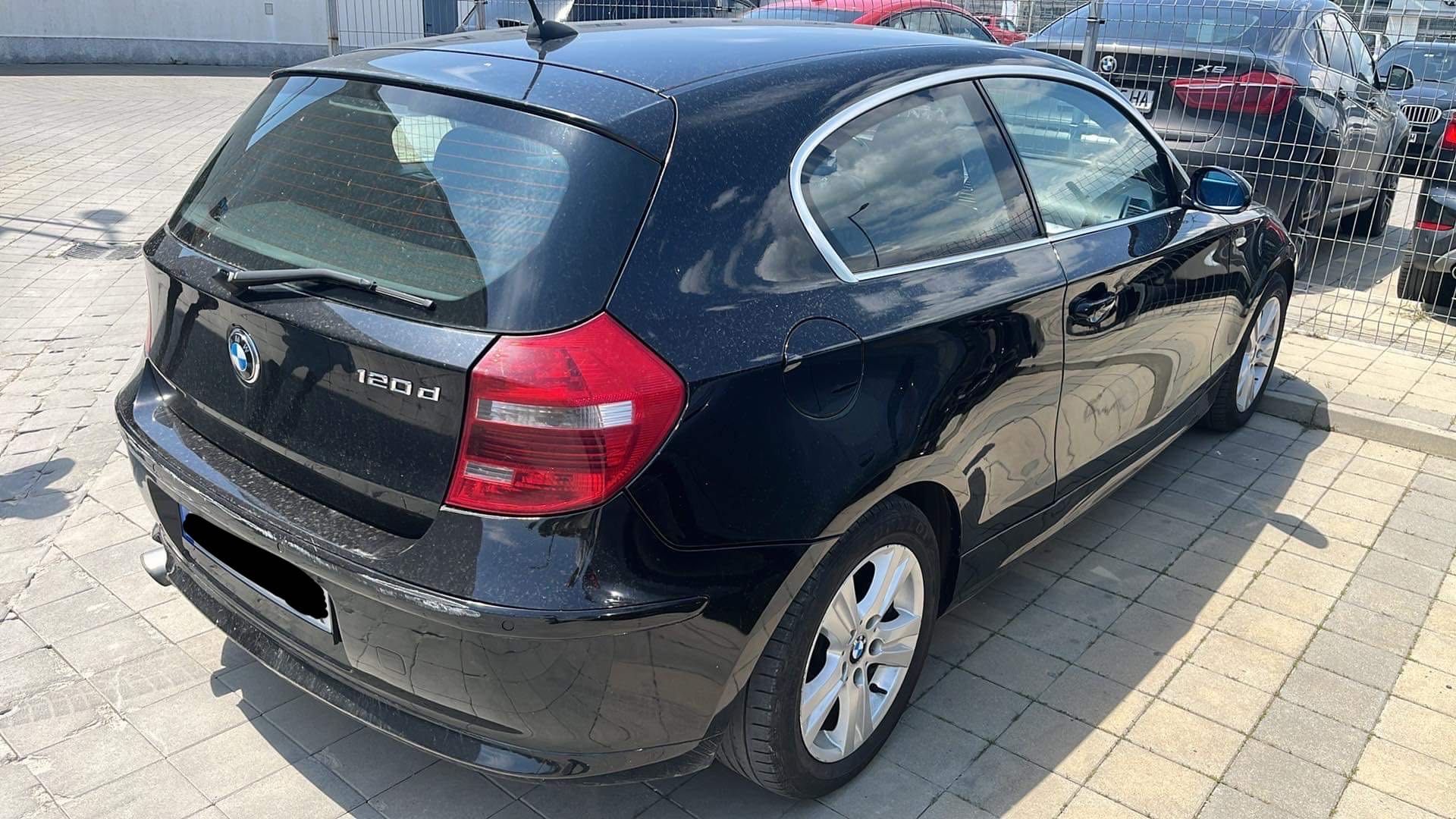 Предна и задна броня за BMW e87 2008