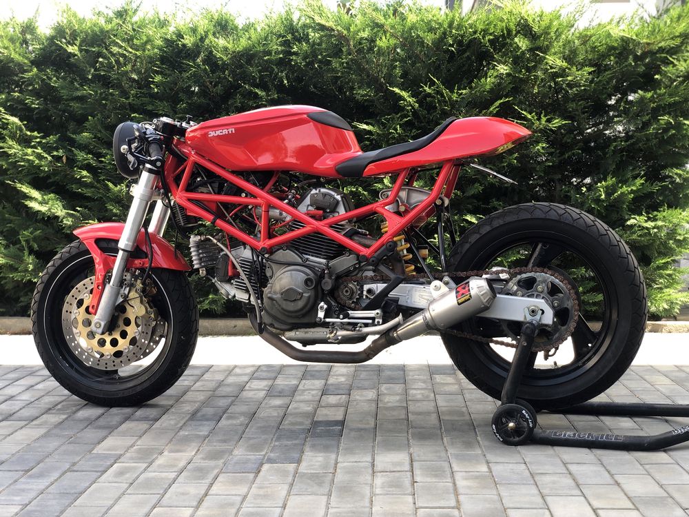 Ducati monster 749 cafe racer