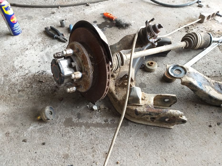 Grup față,planetare si butuci Daihatsu Feroza 1.6 benzină