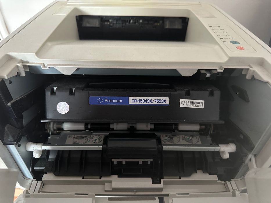 Imprimanta HP LaserJet P2014
