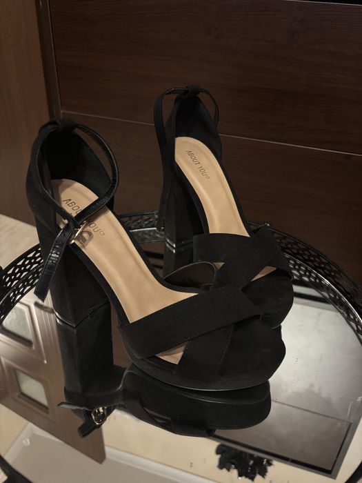 Нови дамски токчета About you и Anna Field