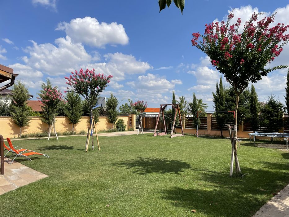 Proprietar Vila Premium P+1+M 320 mp Com Berceni mobilata