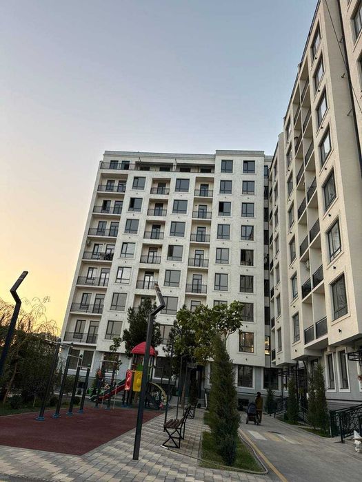 Vogzal hududida kvartira zudlik bilan sotiladi!