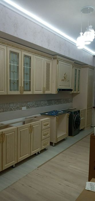 Кухони гарнитур шпон акрил на заказ