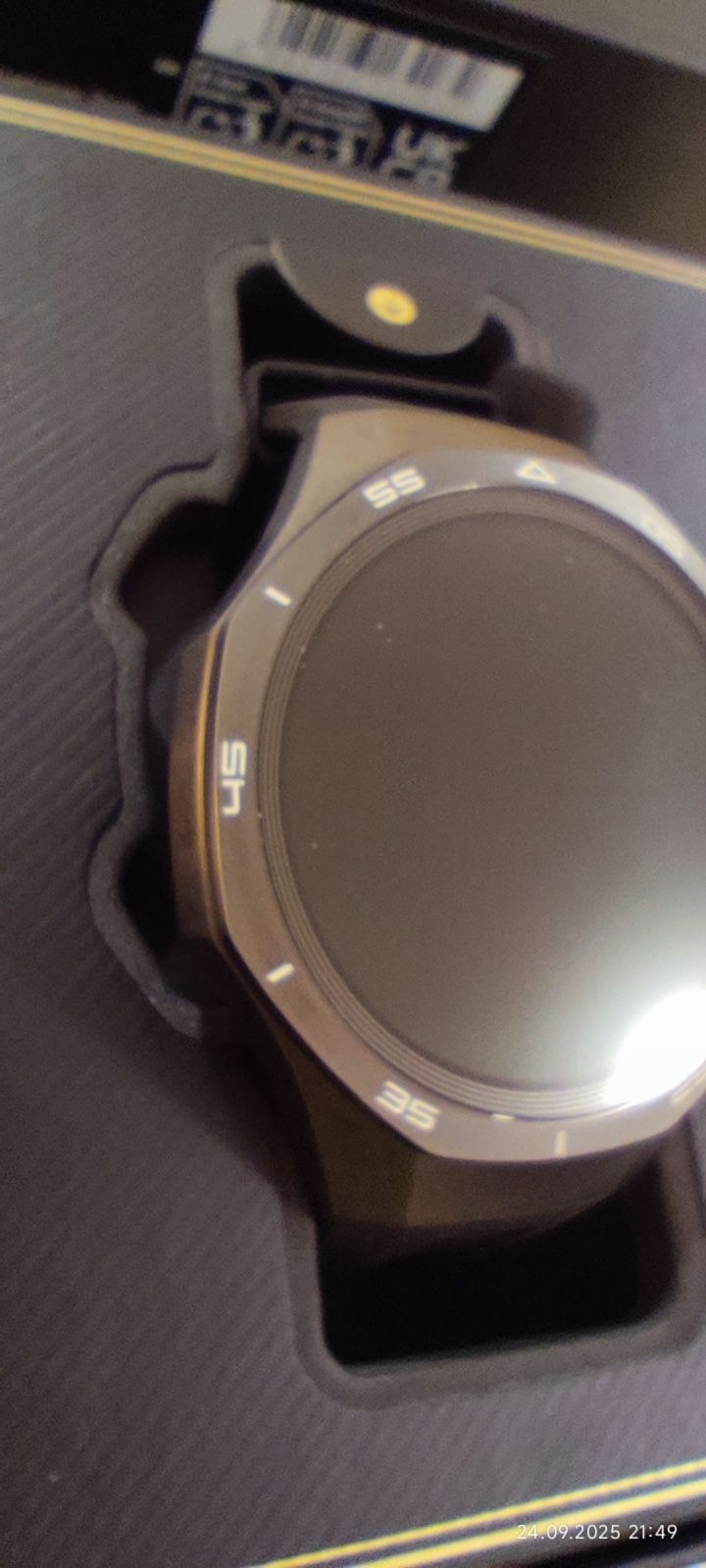 Часовник Huawei gt5 pro