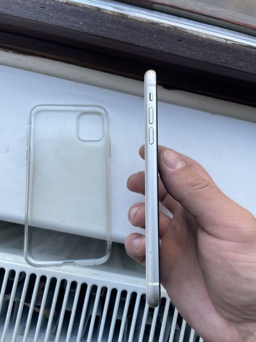 Iphone 11 white