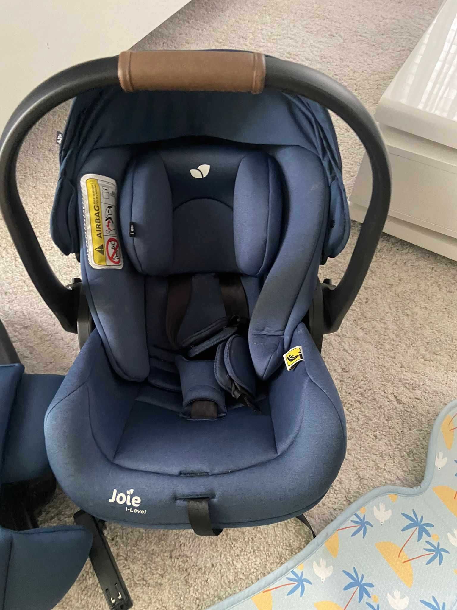 Carucior joie versatrax 3 in 1