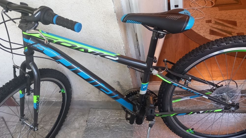 Vand bicicleta noua