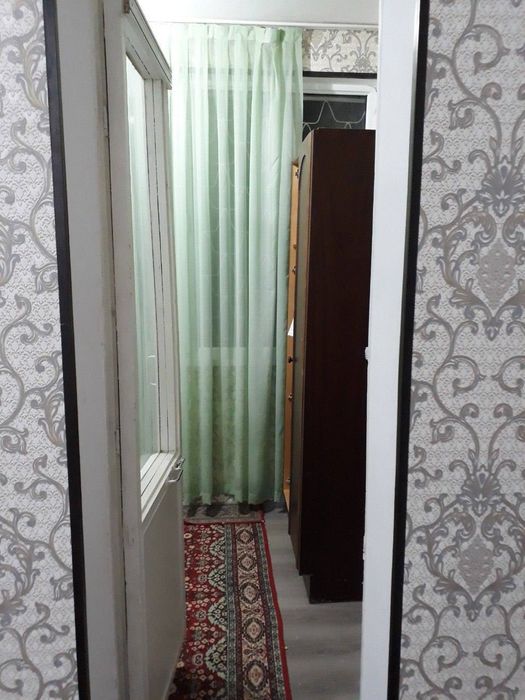 Юнусабад 19 квартал. Продается квартира 1/1/5