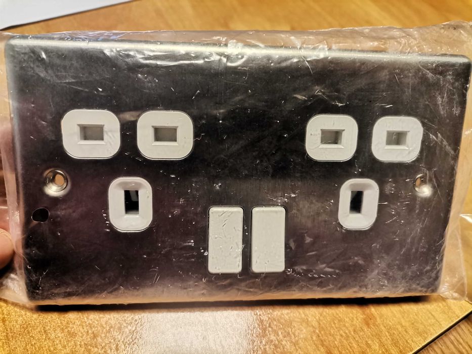 Priza Dubla Standard Britanic 13A Inox