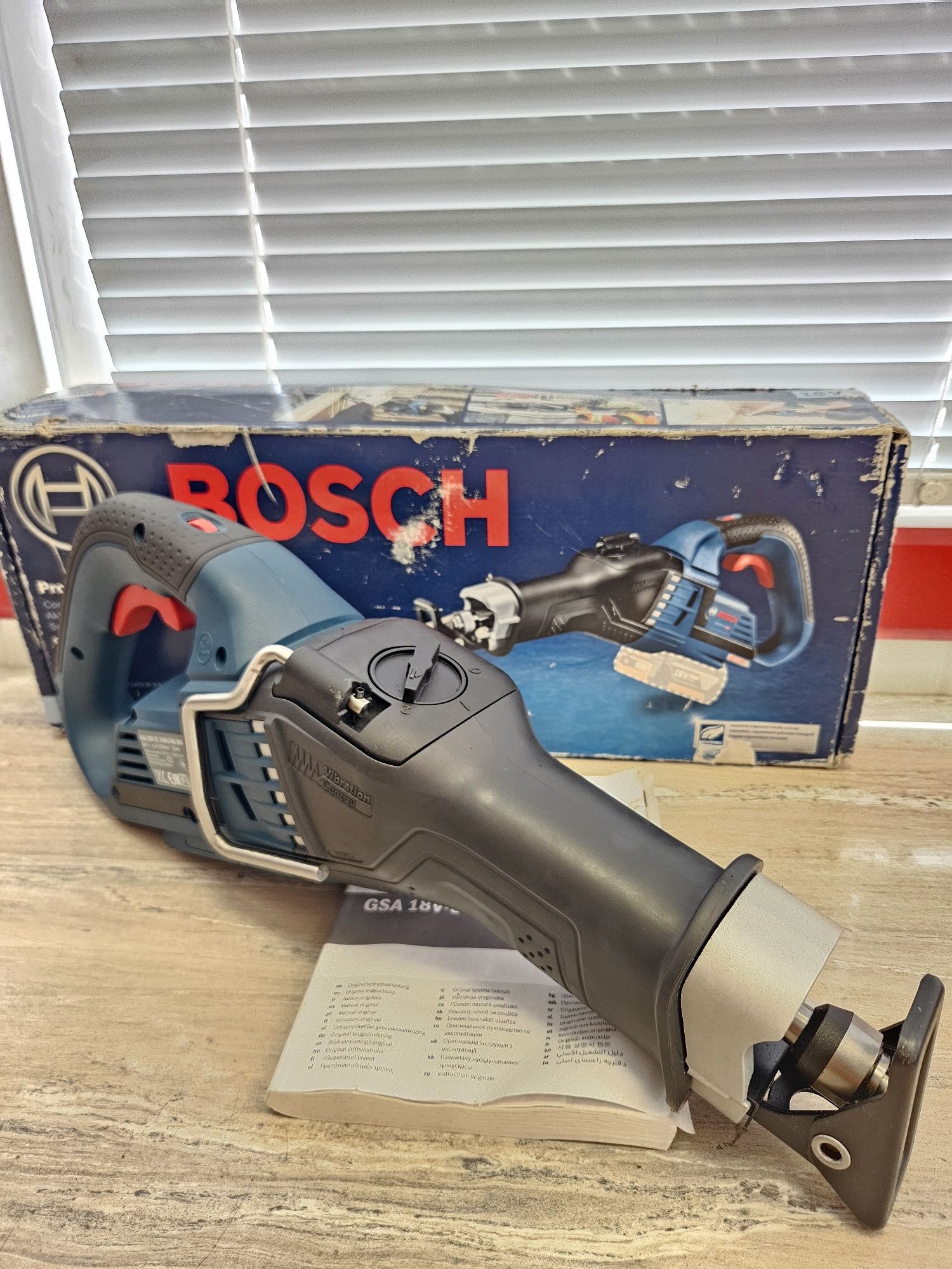 BOSCH Саблен Трион GSA18V-32