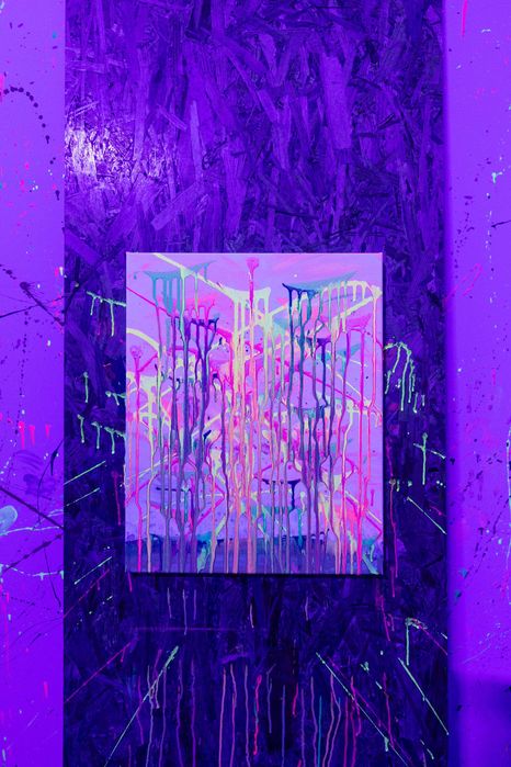 UV рисуване в София – Въртящи маси, Рисуване с Пръски и въздушна четка