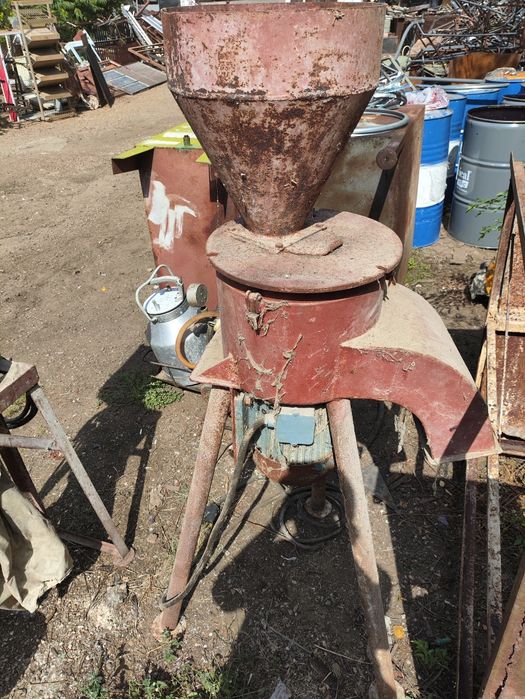 Фуражомелка,ярмомелка..