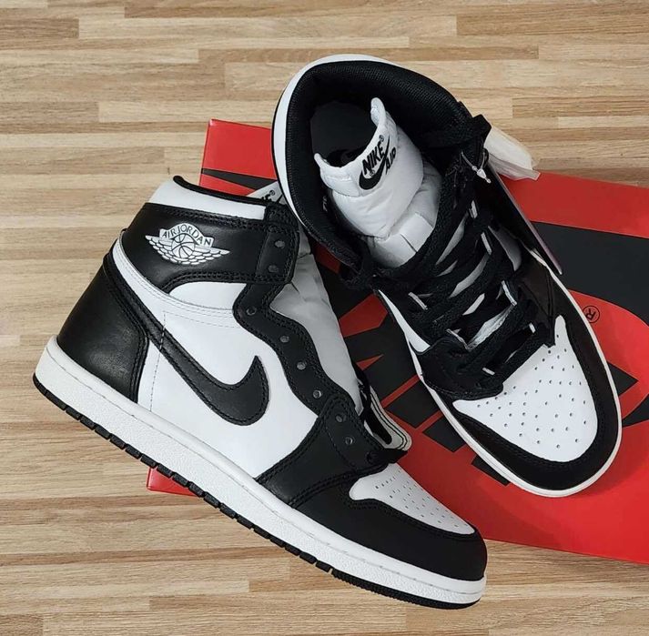 Ghete Jordan 1 Mid Black&White