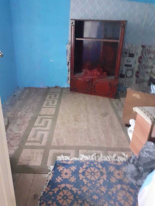 inchiriez casa batraneasca  (jumatate de casa -2 camere)