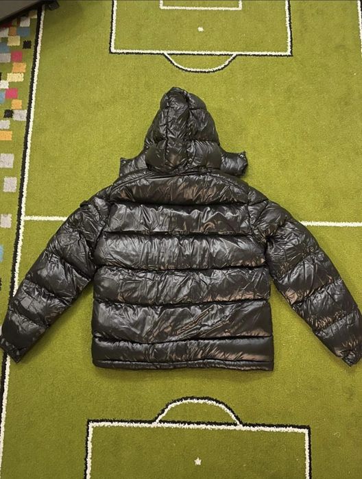 Moncler яке носено един път