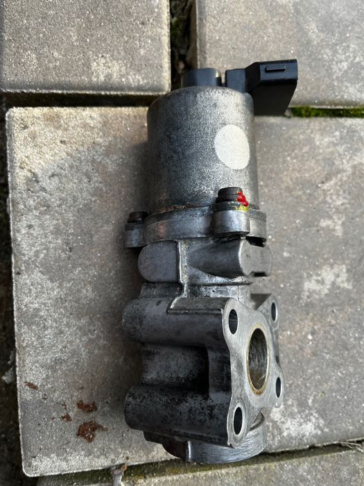 egr  Toyota RAV4  motor 2200 cm  Motorina an Fab de la 2009 in sus