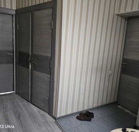 Продаю 3х комн 1эт /4 эт Алайский бр Ц-5  кирпич 2х6