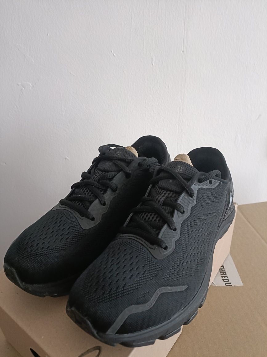 Under Armour UA W Hovr Sonic 6 номер 37.5 код 21A