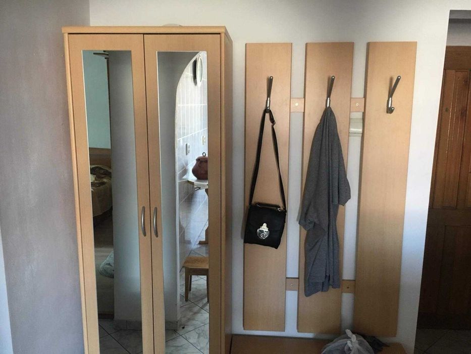 Apartament de inchiriat 2 camere Racadau,parcare inclusa, mobilat