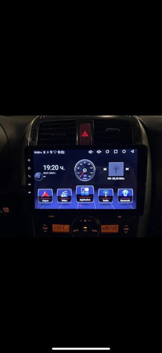 Навигация за Toyota Auris2006/2012