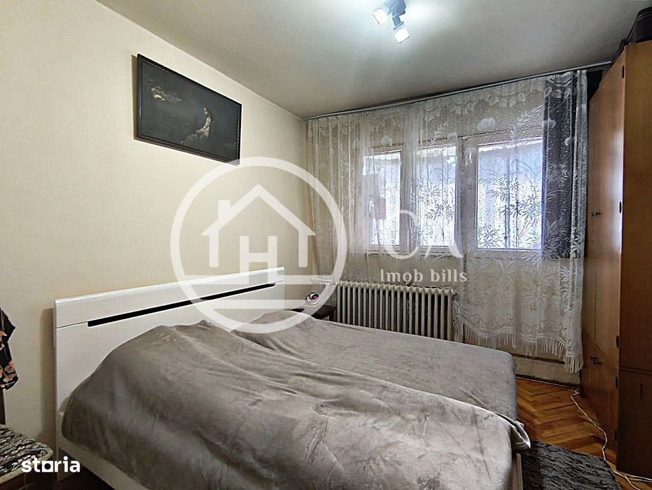Apartament de vânzare cu 3 camere în zona Rogerius, Oradea