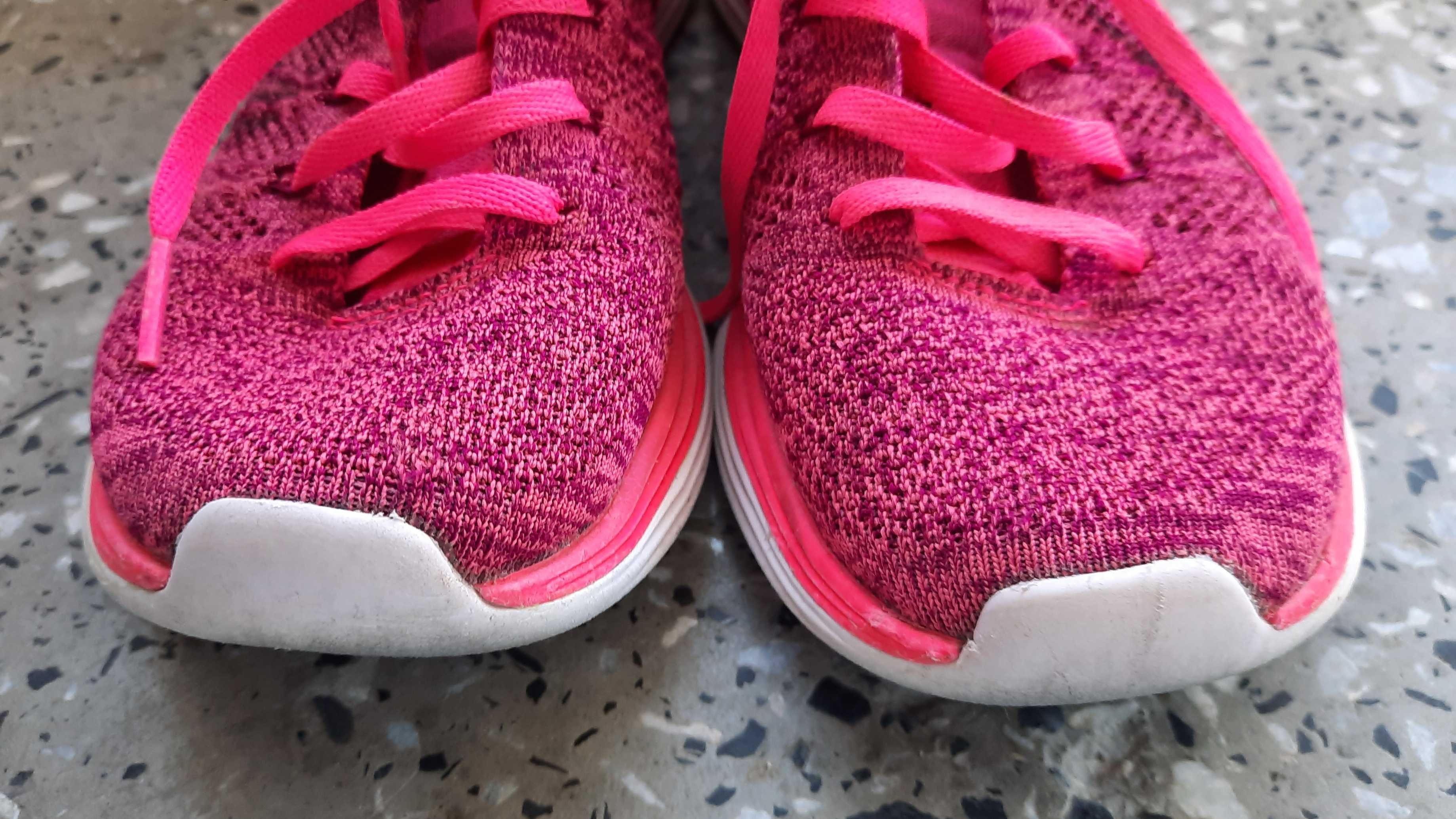 Nike Flyknit Lunar 1