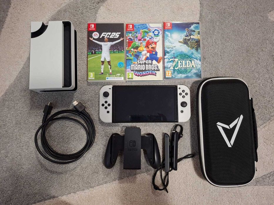 Nintendo Switch , cu 3 jocuri