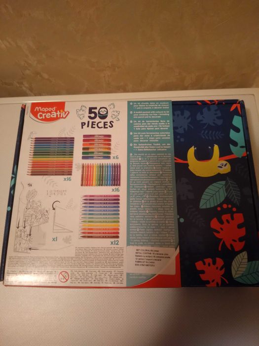Set creativ pentru colorat- 50 piese