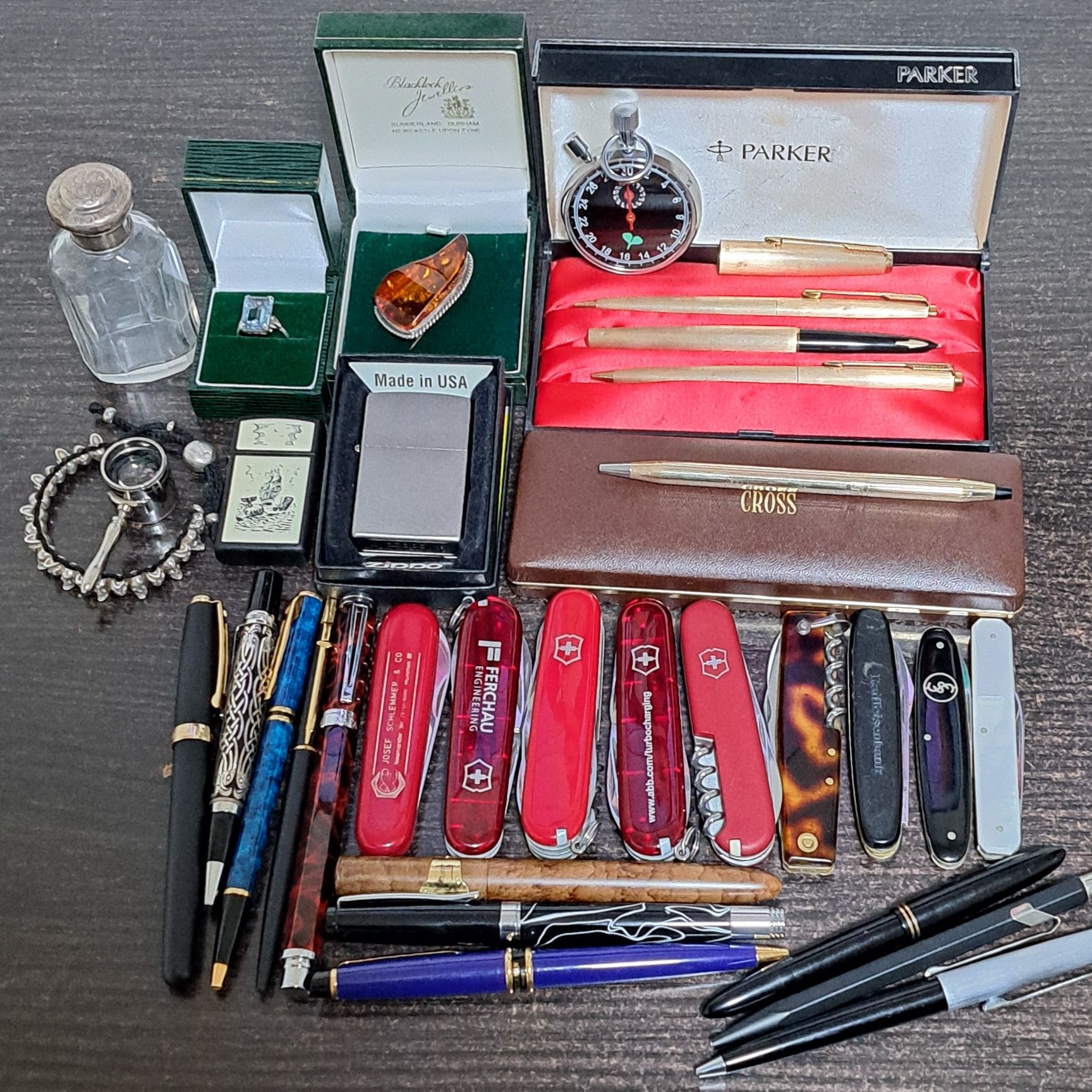 Lot Pixuri ,stilouri ,Argint,bricege ,zippo. Cronometru. Lupa.