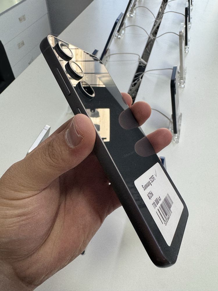 Samsung S23 Fe 256gb ozu 8 с коробкой