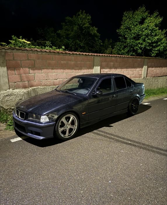 e36 316i exclusive pkg