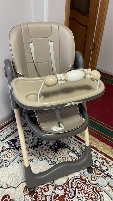 Продам стульчик для кормления