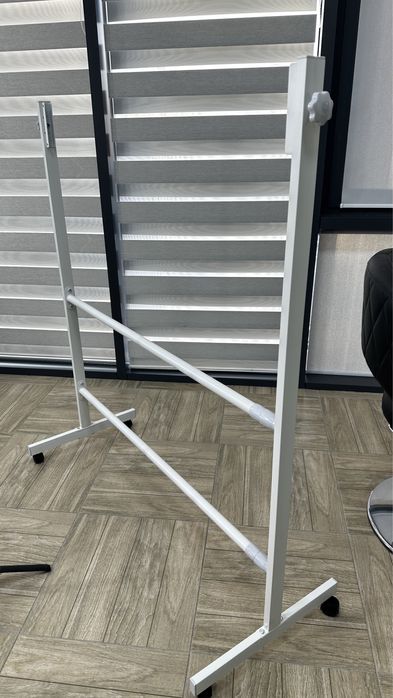 Ножки от магнитно-маркерной доски новый