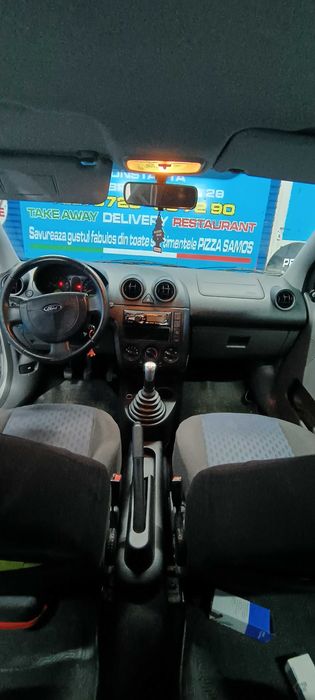 Vând un Ford Fiesta mk 5 1.4 benzină