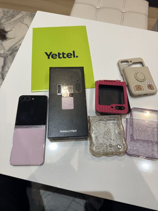 Samsung Galaxy Z Flip 5 256 gb