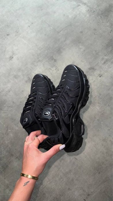 Nike Air Max Plus TN Triple Black